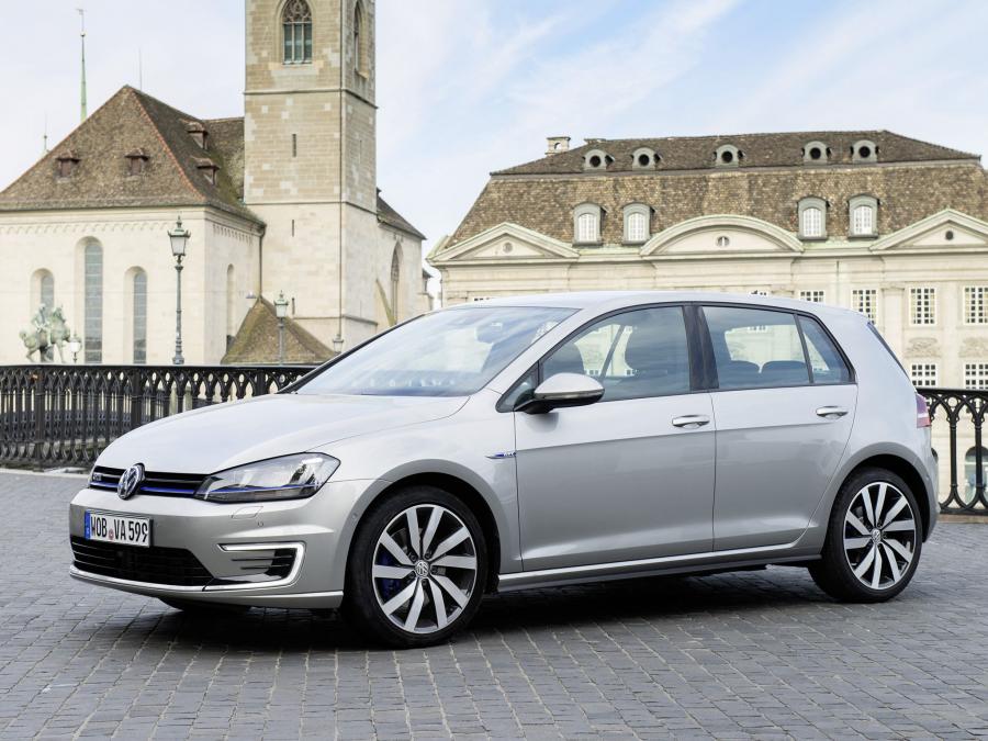  Volkswagen Golf GTE 5-Door 2014 года  (фото 43 из 45)